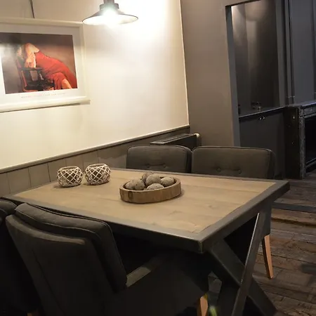 De Waterzooi Апартаменти *